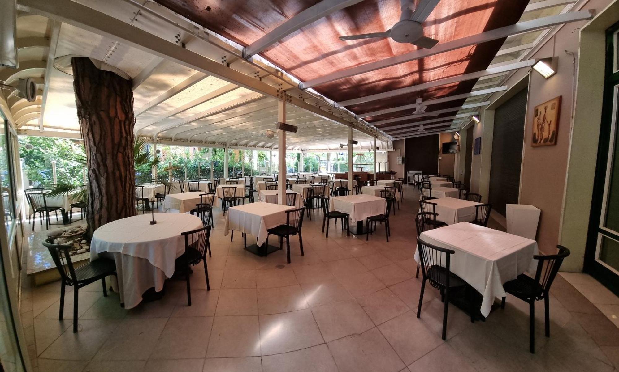 Hotel K2 Cervia 3 Stelle Sup Ngoại thất bức ảnh